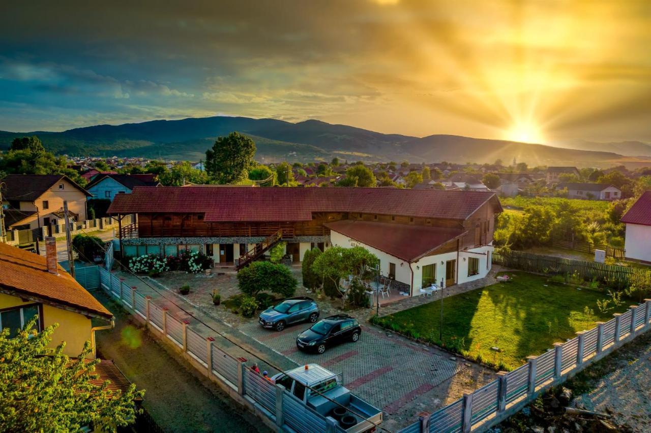 Pensiunea Ara Alba Iulia Eksteriør bilde
